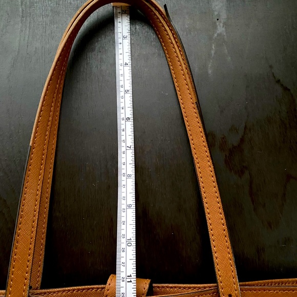 Authentic Michael Kors tote in signature luggage color! - Picture 13 of 16